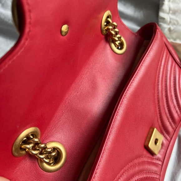 GUCCI Mini GG Marmont Matelassé Shoulder Bag "FIRM PRICE" - Picture 7 of 15